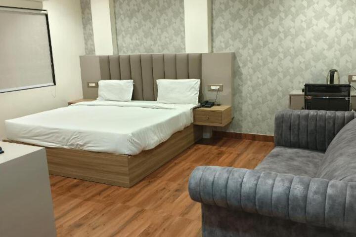 Hero Image 1 of 17