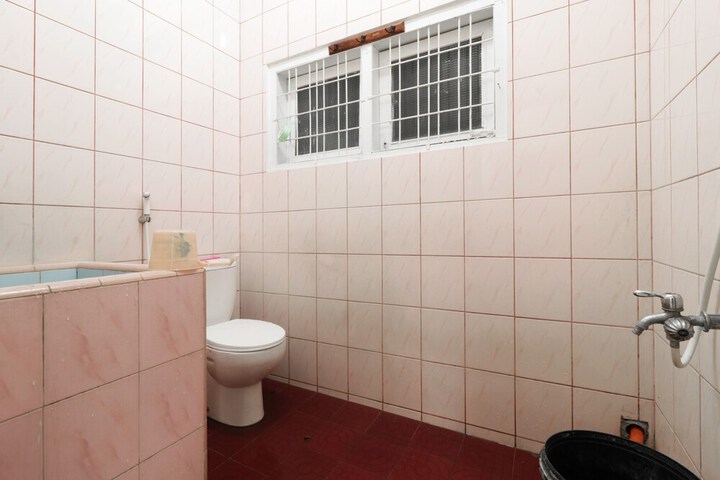 Room 43 of 56