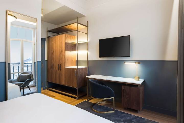 Room 36 of 116