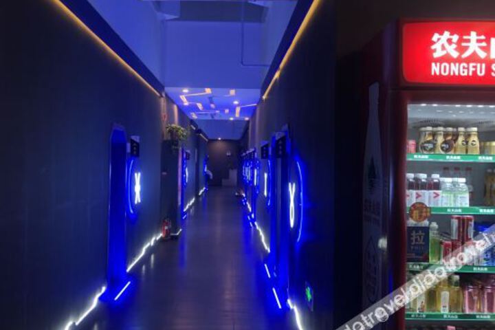 Hotel Interior 14 of 22