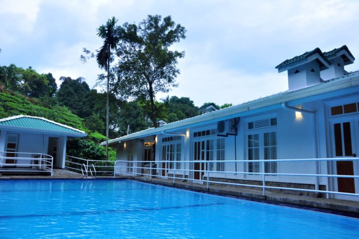 Pool 3 of 7