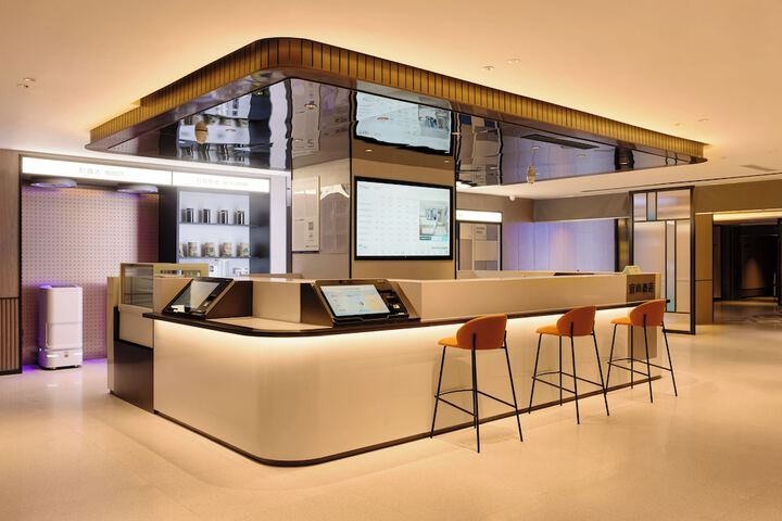 Hotel Interior 2 of 127