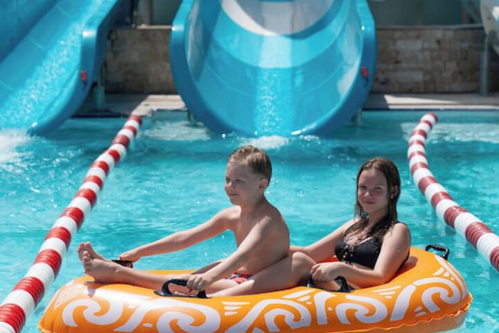 Pool 183 of 518
