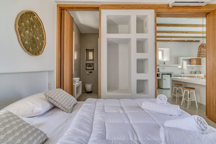 Room 4 of 64