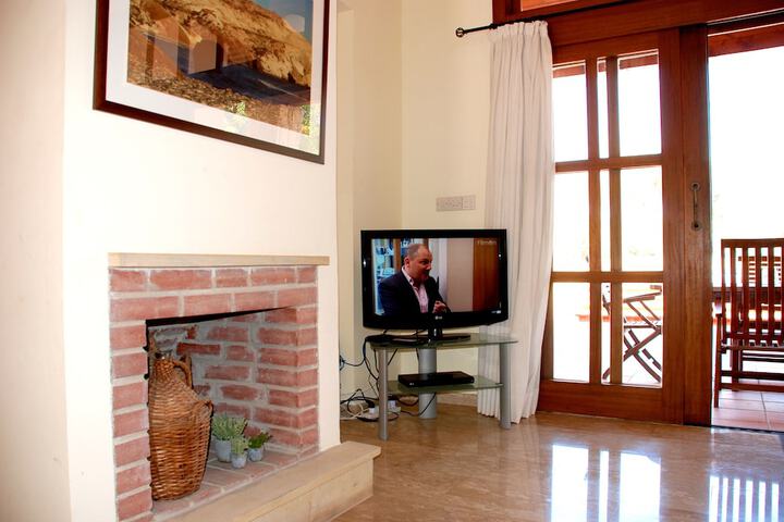 Room 16 of 29