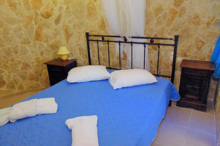 VILLA ANTHEIA