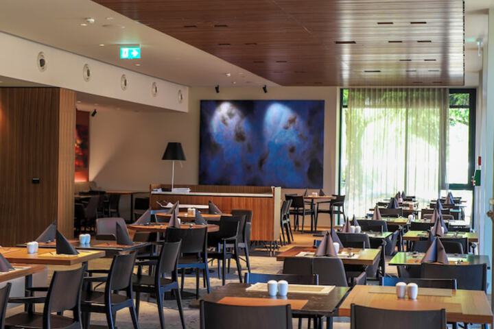 Dining 74 of 120