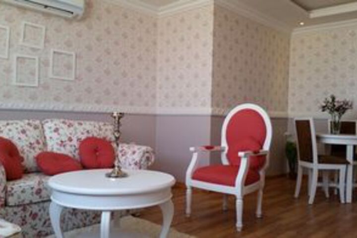 Room 5 of 7