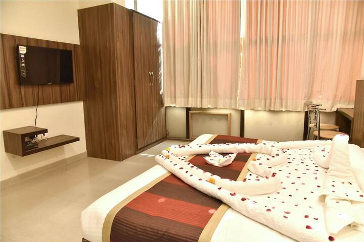 Room 9 of 22