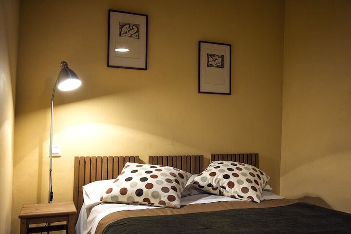 Room 4 of 39