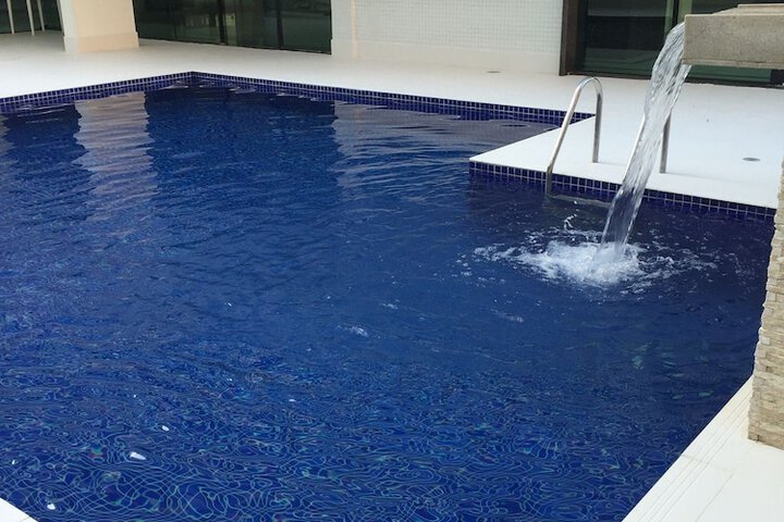 Pool 123 of 487
