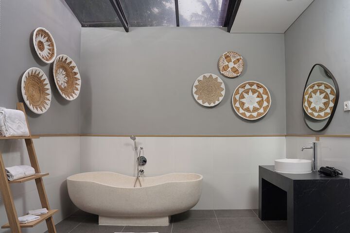 Bath Interior