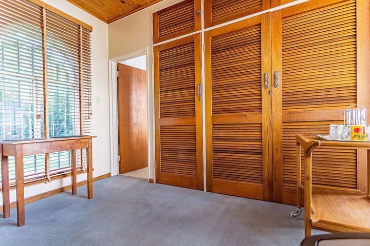 Room 4 of 29