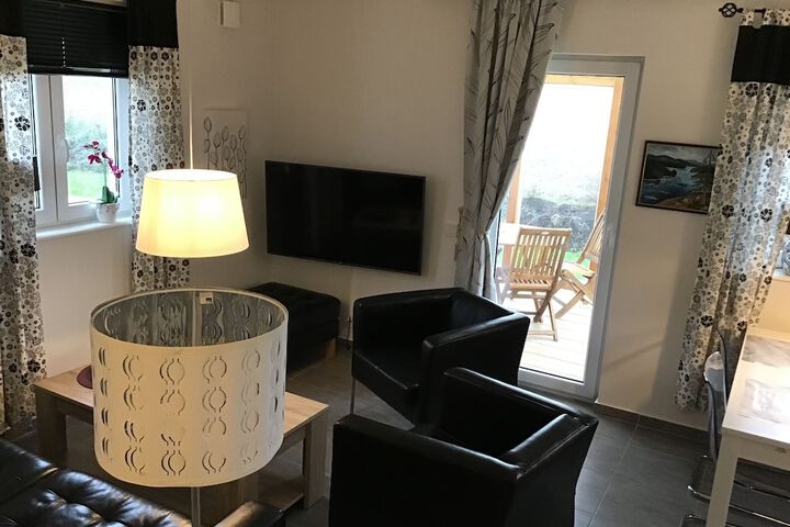 Room 32 of 164