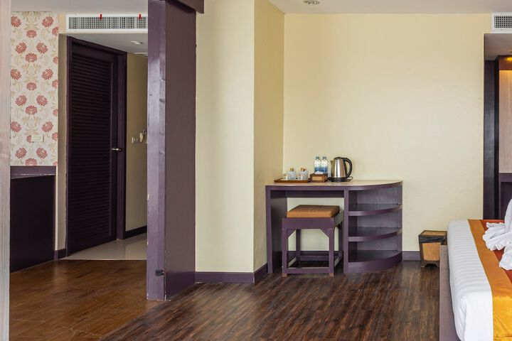 Room 14 of 43