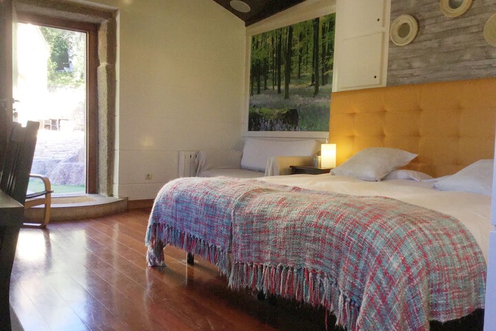 Room 8 of 35