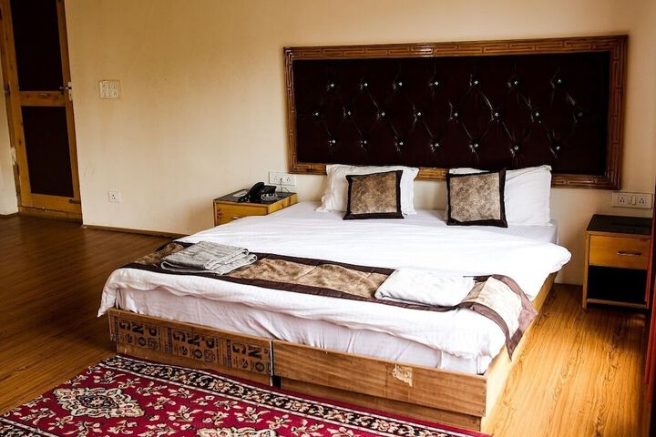 Room 20 of 63