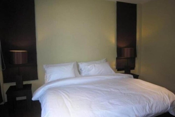 Room 13 of 54
