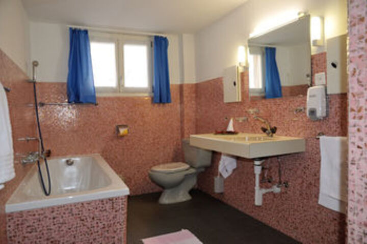 Room 3 of 50