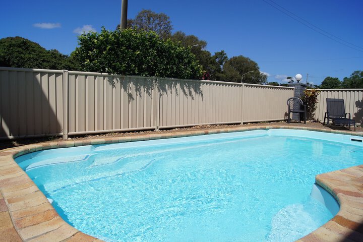 Pool 31 of 39