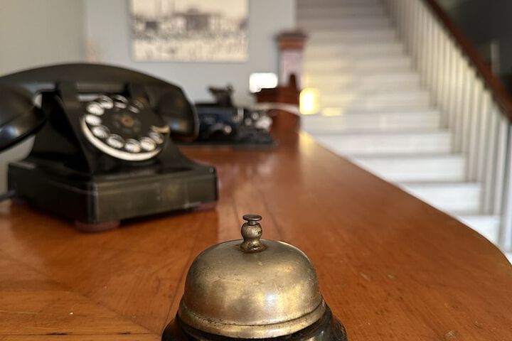 Hotel Interior 5 of 130