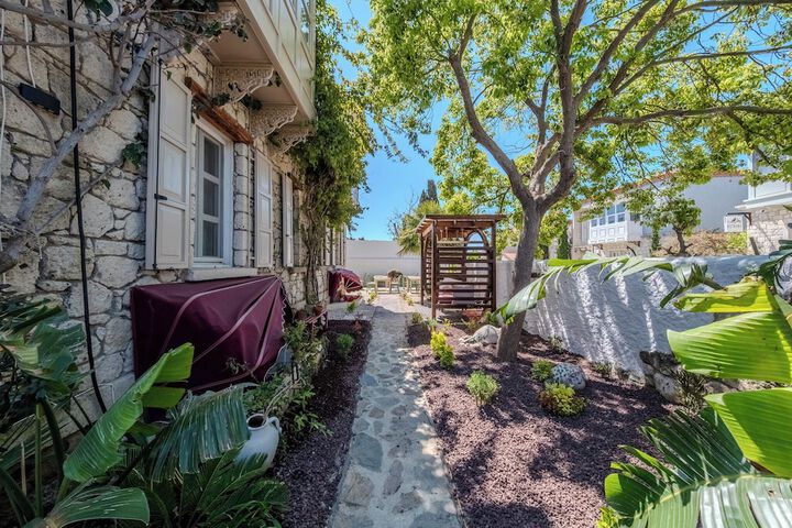 Terrace/Patio 71 of 78