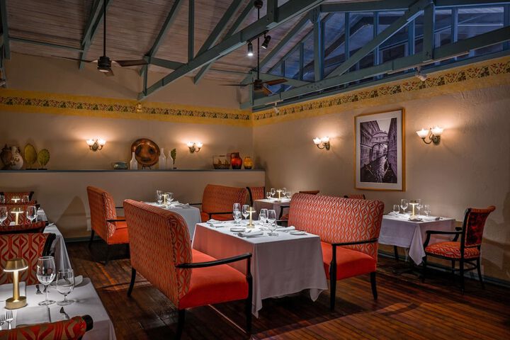 Dining 74 of 87