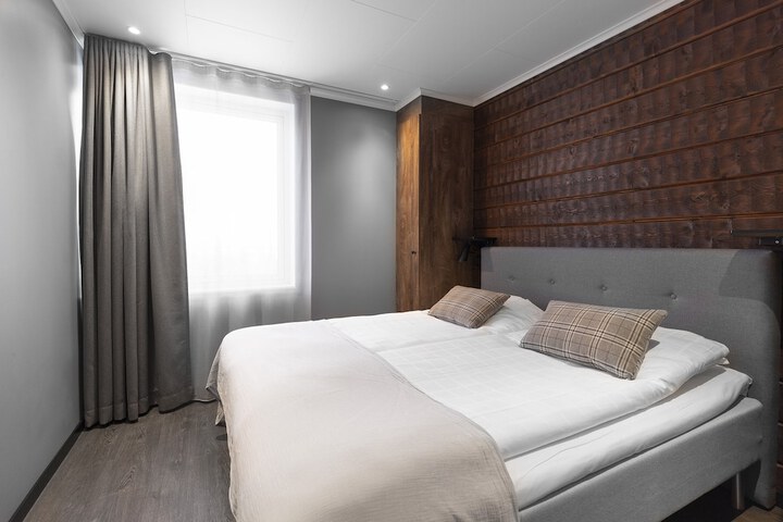 Room 21 of 83