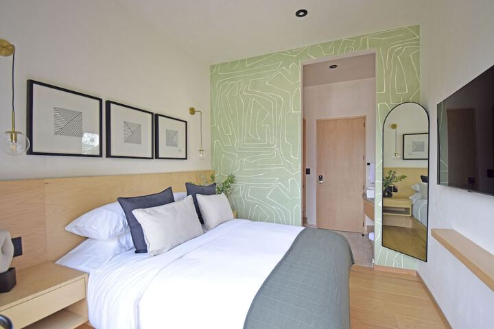 Room 7 of 29