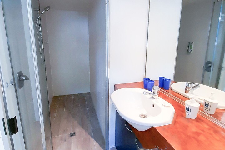 Room 50 of 78