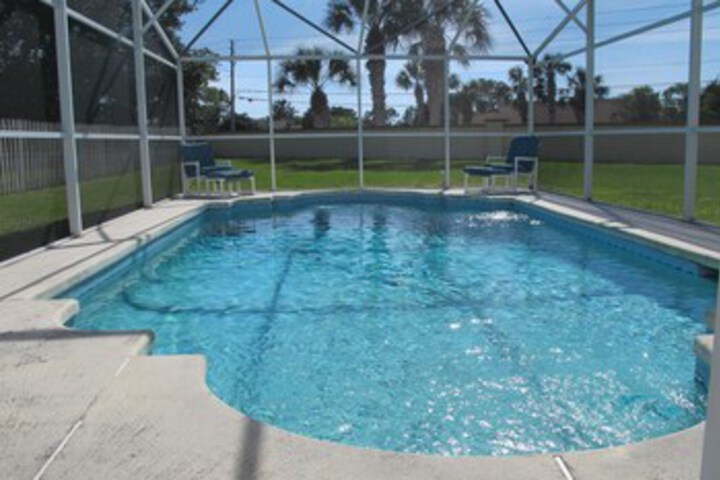 Pool 23 of 26