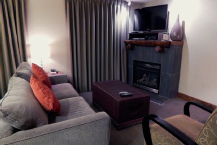 Room 70 of 192