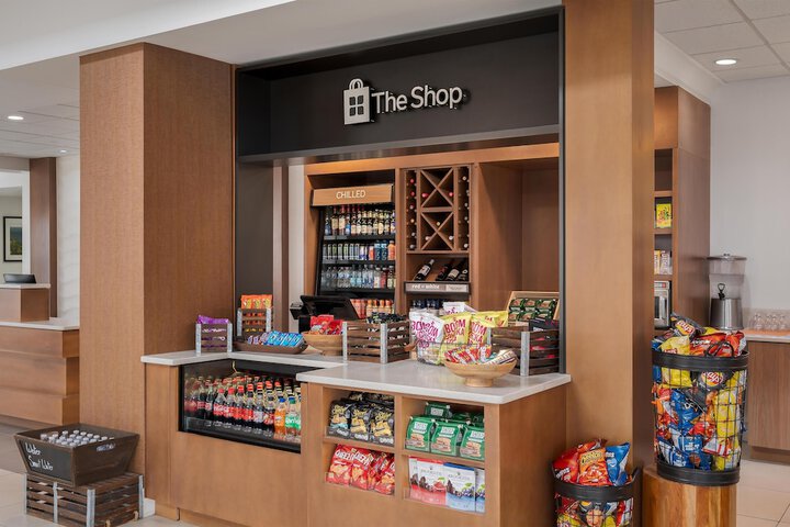 Snack bar