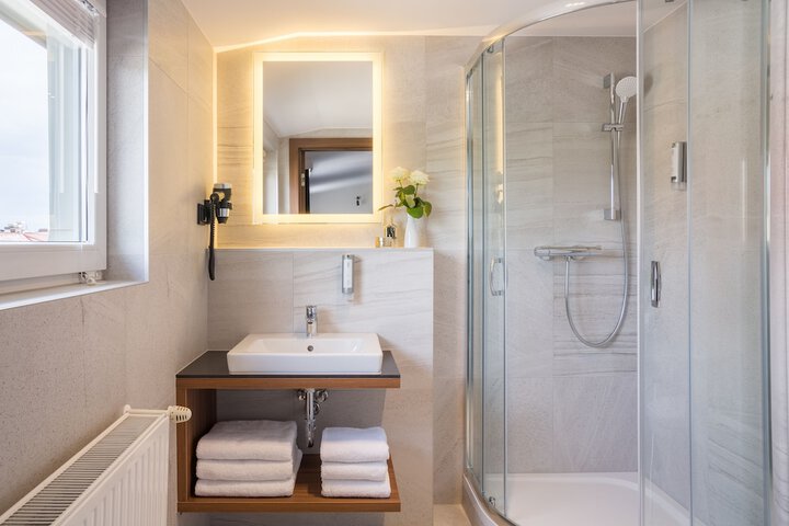 Clean Restrooms