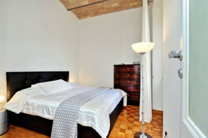 Room 16 of 46
