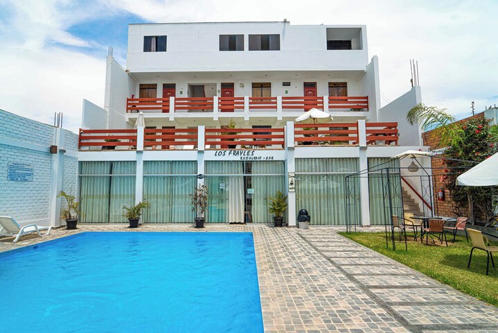 Pool 16 of 44