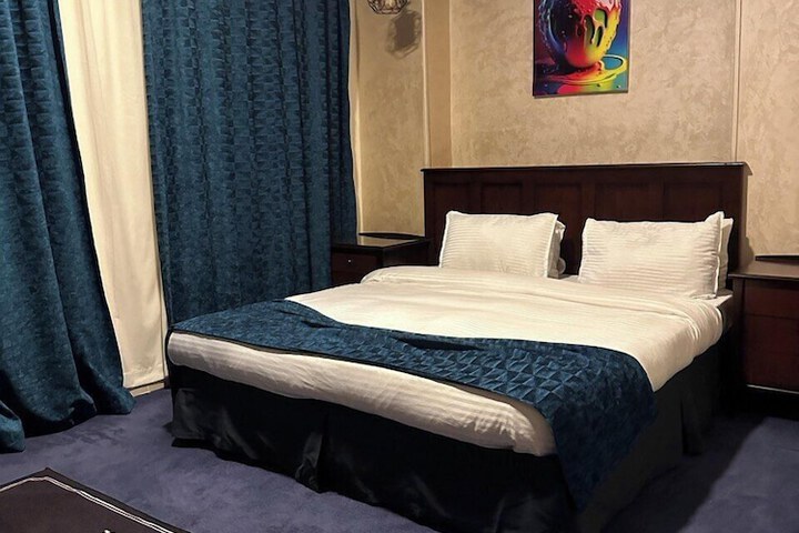 Room 48 of 90