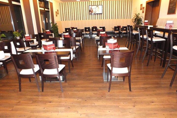 Dining Photos