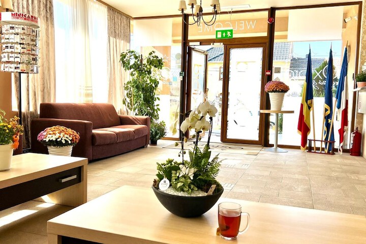 Hotel Interior 4 of 47