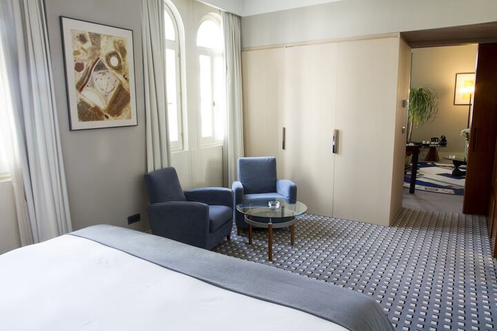 Room 8 of 51