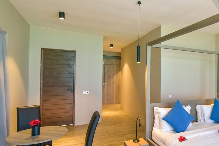 Room 11 of 60