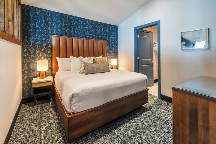 Room 57 of 220