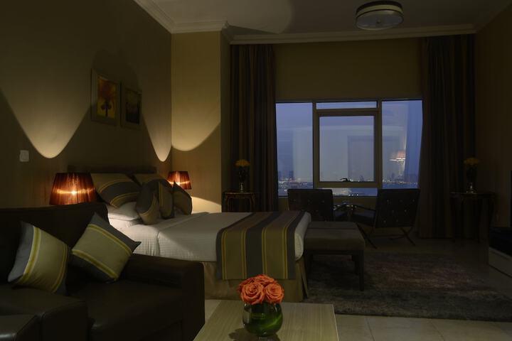 Room 12 of 42