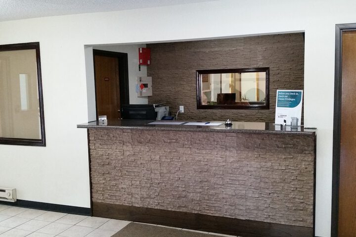 Hotel Interior 4 of 35