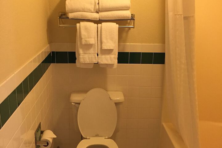 Room 30 of 54