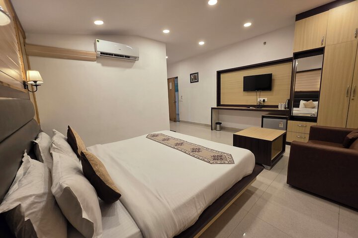 Room 30 of 122