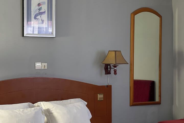 Room 47 of 51