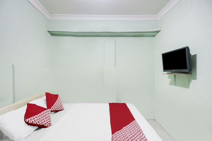 Room 12 of 24