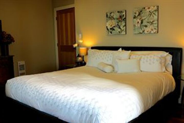 Room 16 of 39