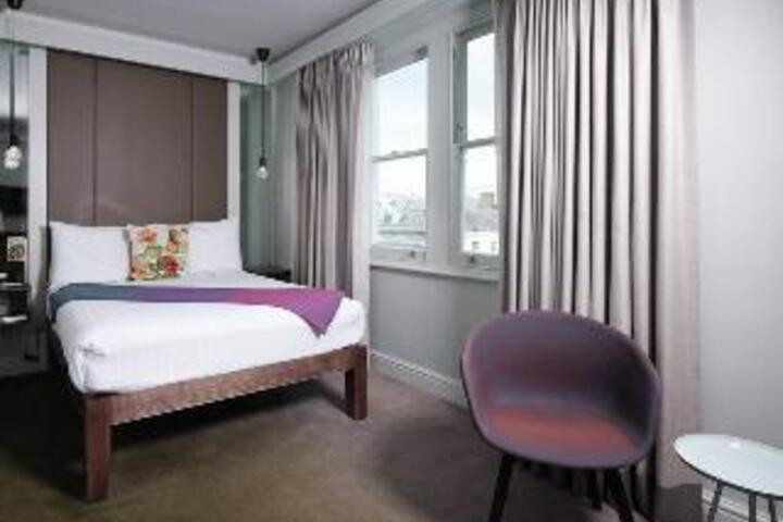 Room 20 of 22